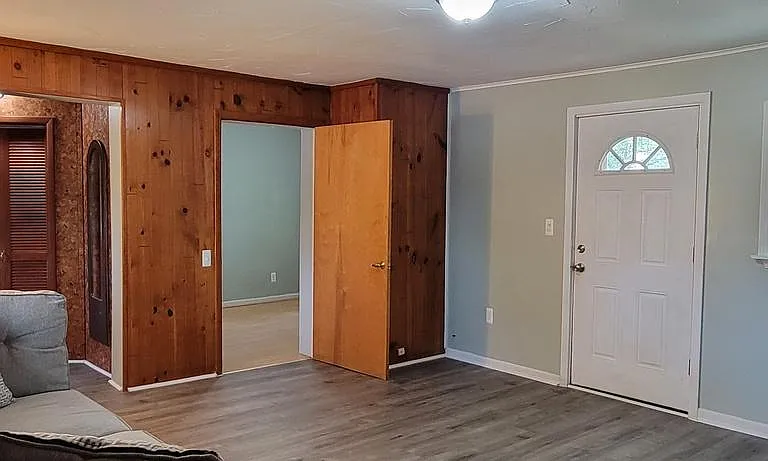 3225 Crooks Rd — Photo 16