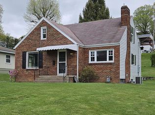 612 Jefferson Ave, Moundsville, WV