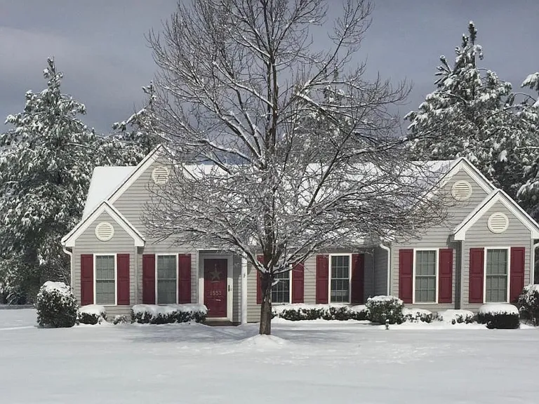 When Snow shines Brightly, a beautiful Home!