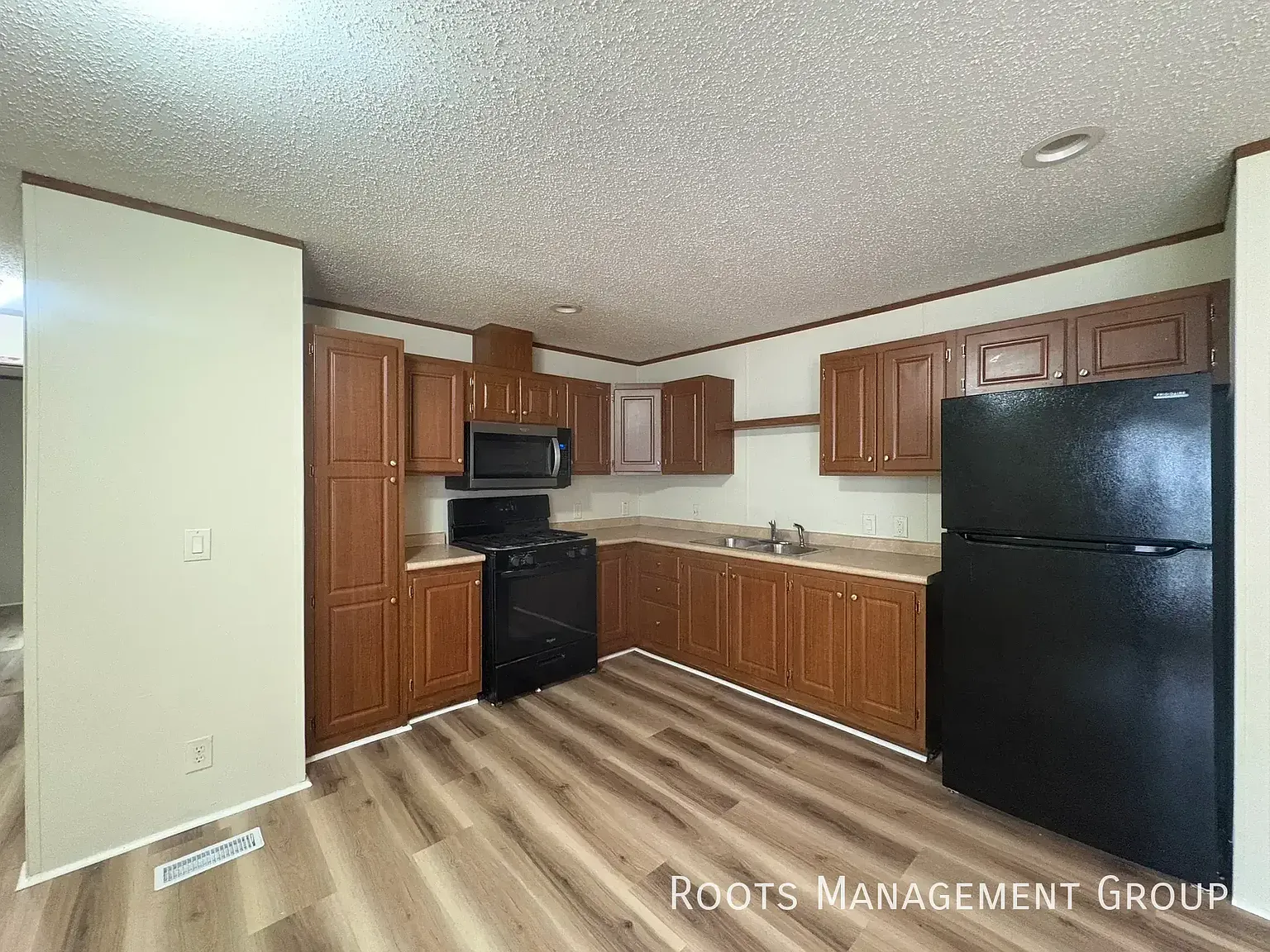 3 Bed 2 Bath Home Available for Lease at The Orchards/Paradise - Apply Now! — Photo 4