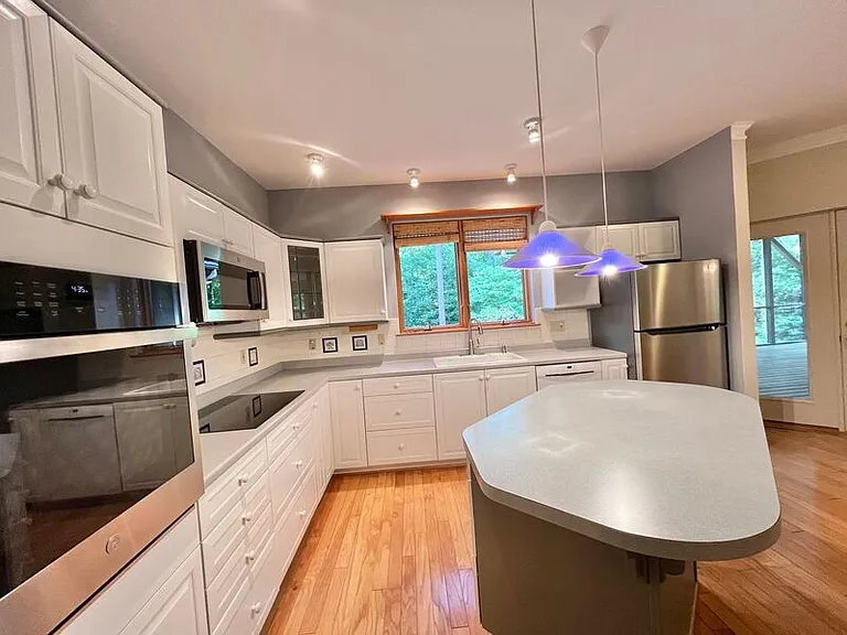 3005 Hickory Tree Pl — Photo 7