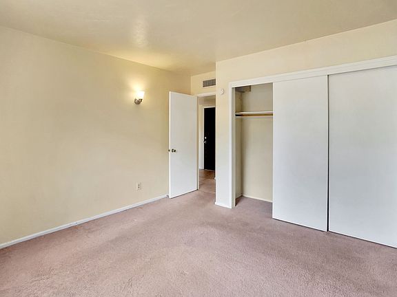 4th image of 4325 E Fairmount St Unit 1