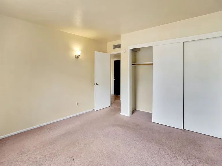 4325 E Fairmount St #1 — Photo 4