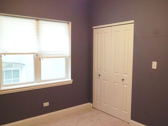 5th image of 920 S Claremont Ave #812