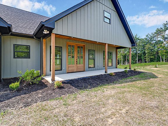 4th image of 1458 Taylor Place Rd