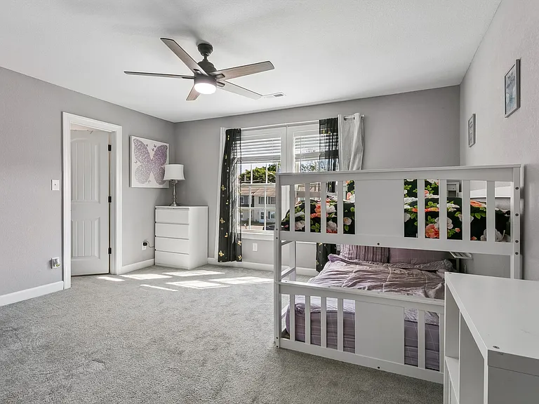 367 Poplar Ave — Photo 41