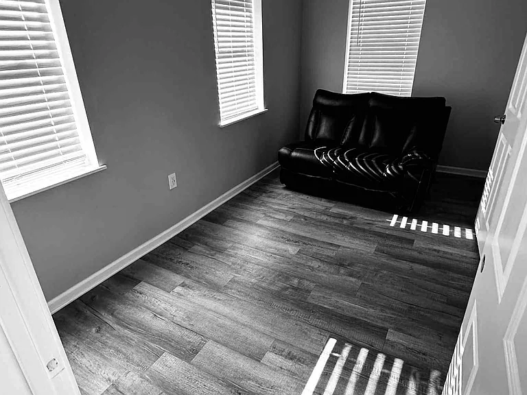 6 S Monterey Ave #2W — Photo 4