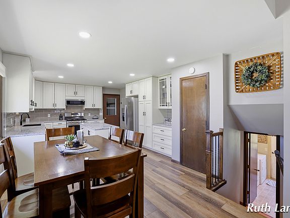 4th image of 4738 Cranwood Ave SW