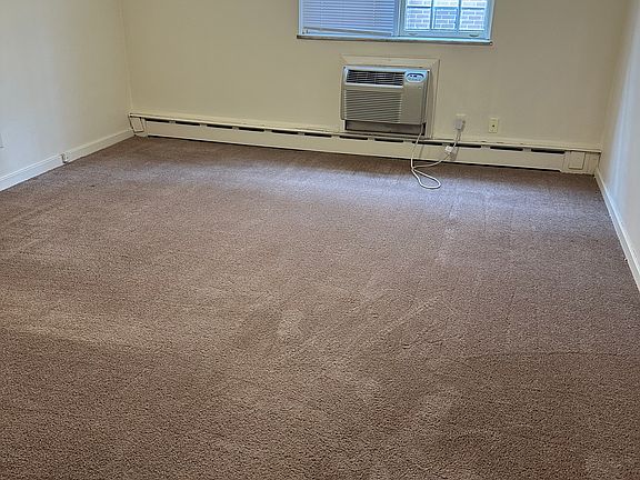 5th image of 5125 5th Ave #C2