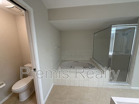 5th image of 20 Ridgecroft Ln