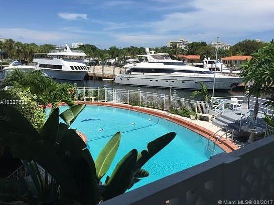 4th image of 13105 Ixora Ct APT 220