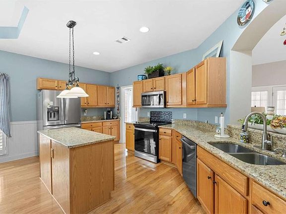 4th image of 2112 Owls Way