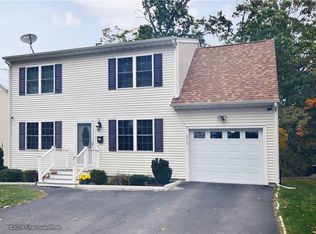 213 High Service Ave, North Providence, RI 02904