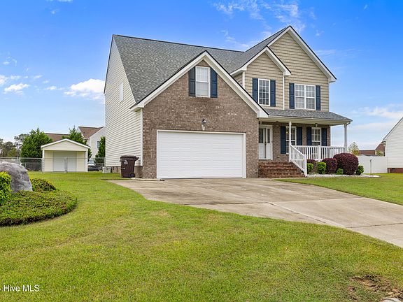 2nd image of 106 Beatrice Drive