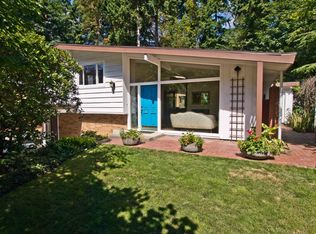 14222 SE Allen Rd, Bellevue, WA 98006