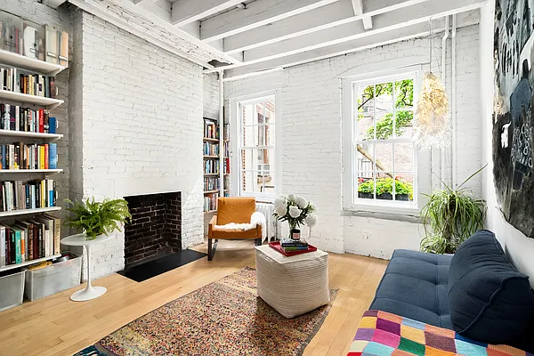 Sold by Compass | media 13