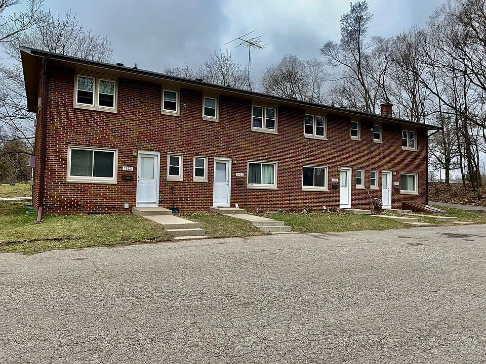 1922 Sunnyside Dr