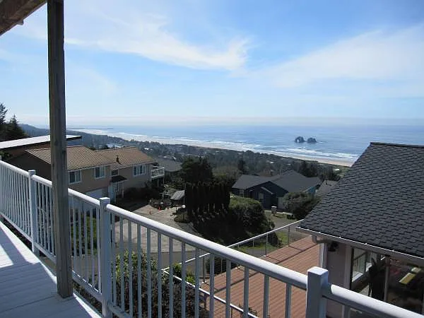Terrace Dr — Photo 13