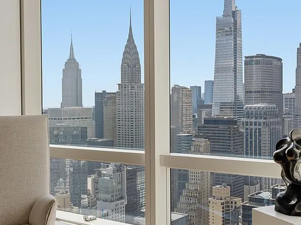 845 United Nations Plz APT 61D, New York, NY 10017