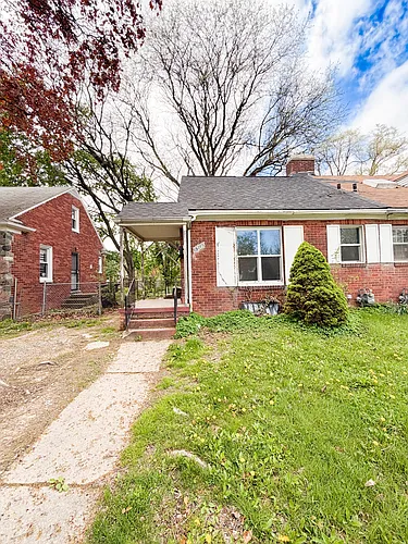 15815 Evergreen Rd Photo 1