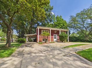 1323 Hilton Dr, Akron, OH 44313