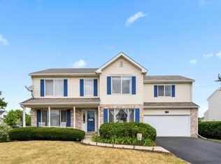 1458 Hawk Dr, Bolingbrook, IL 60490