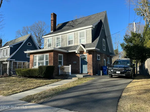 1 Freeman Road, Albany, NY 12208