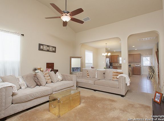 3rd image of 10902 Mustang Oak Dr