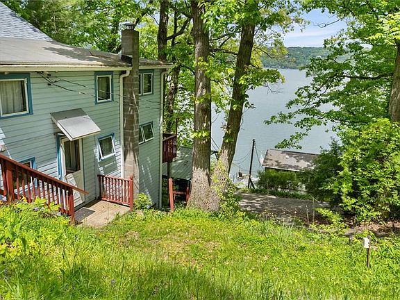 2nd image of 875 Taughannock Blvd