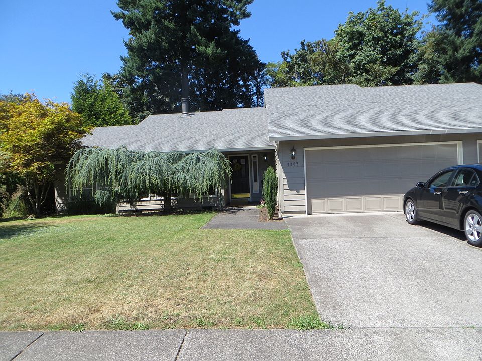 2nd image of 3302 NE 116th St