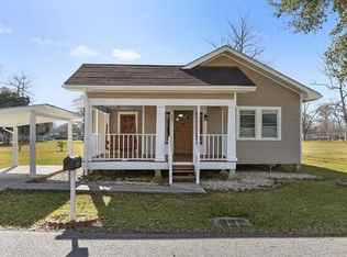 163 Gourgues St, Hahnville, LA 70057