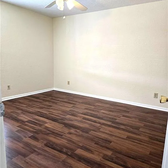 4615 Bayshore Dr #E8 — Photo 9