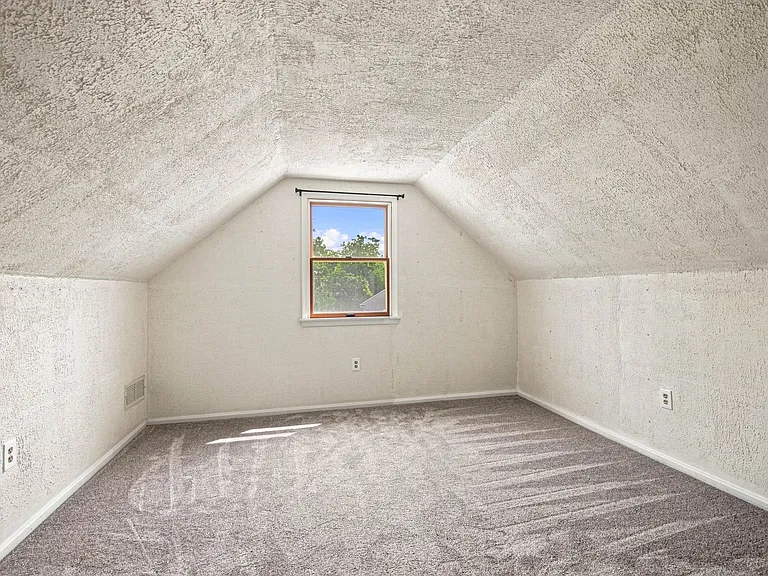 15 Beech Ln — Photo 17