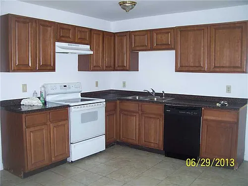 406 Dubarry Pl Photo 1
