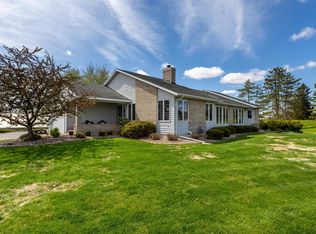 1370 Eliza St, Darlington, WI 53530