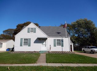 1109 Montpelier Ave, Erie, PA 16505