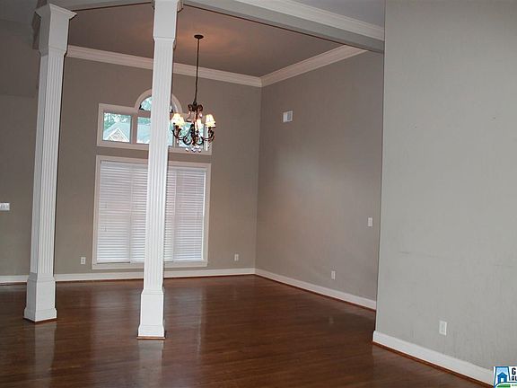 3rd image of 705 Brookhaven Dr
