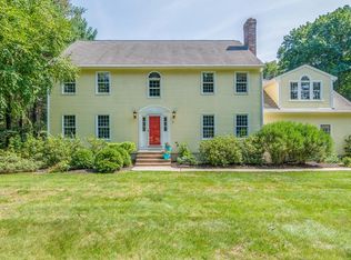 19 Fredrickson Rd, Norfolk, MA 02056