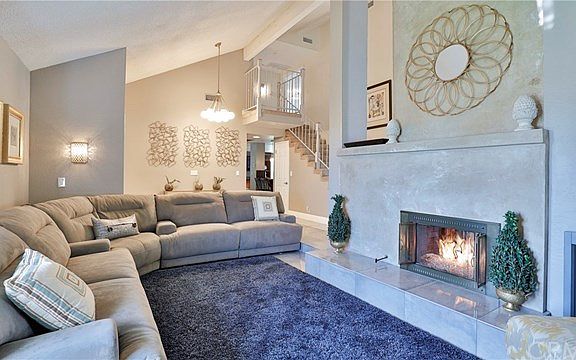 3rd image of 2372 N Vallejo Way