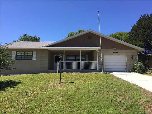 2nd image of 3696 N Honeylocust Dr