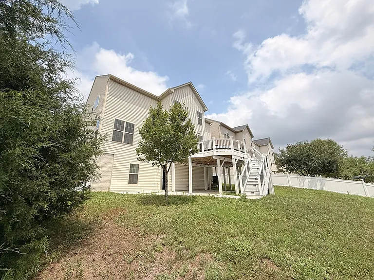 2604 Brooke Grove Rd — Photo 29