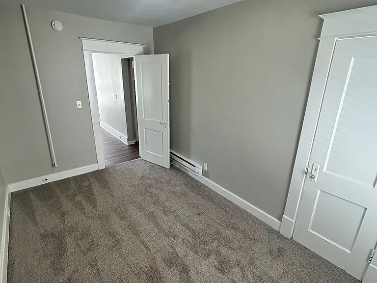 1121 Jennette Avenue NW — Photo 14