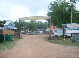 20 Main St, Blanco, TX 78606