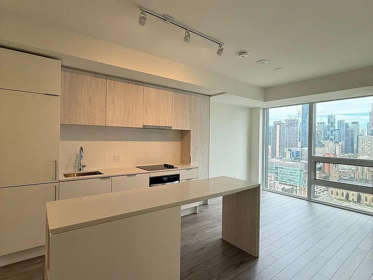 89 Church St #3104 — Photo 2