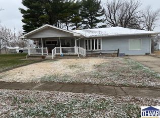 1609 S Main St, Clinton, IN 47842