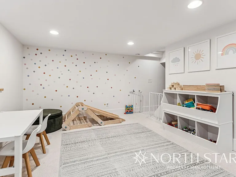 2224 NE 46th Ave — Photo 32