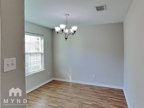 5th image of 5103 Martinsburg Sq