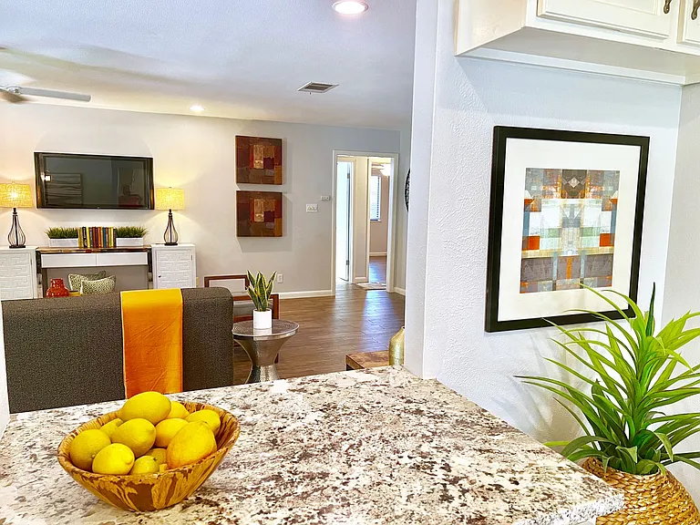 11409 Catalonia Dr — Photo 13