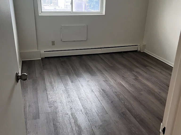 2310 Fox Cres #807 — Photo 12