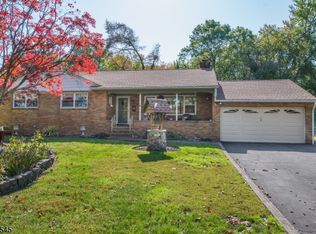 164 Big Piece Rd, Fairfield, NJ 07004